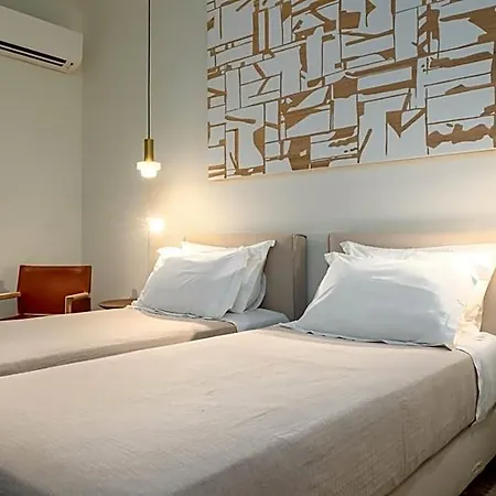 Oasis Hotel 2*