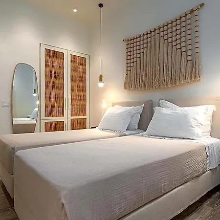 Hotel Oasis